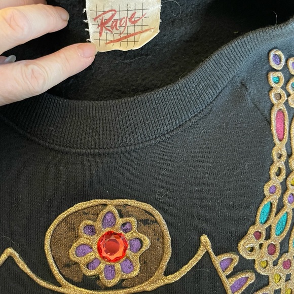 Handmade Egyptian Puff Paint Crewneck - Picture 5 of 6